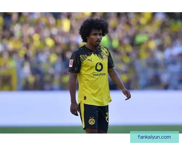 阿德耶米射门方式引发讨论，表现稳健的技术分析及趋势判断